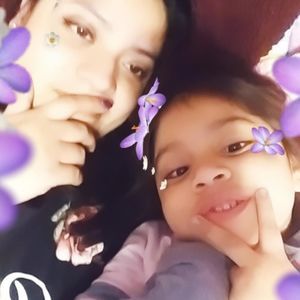 Meet your Posher, Lory